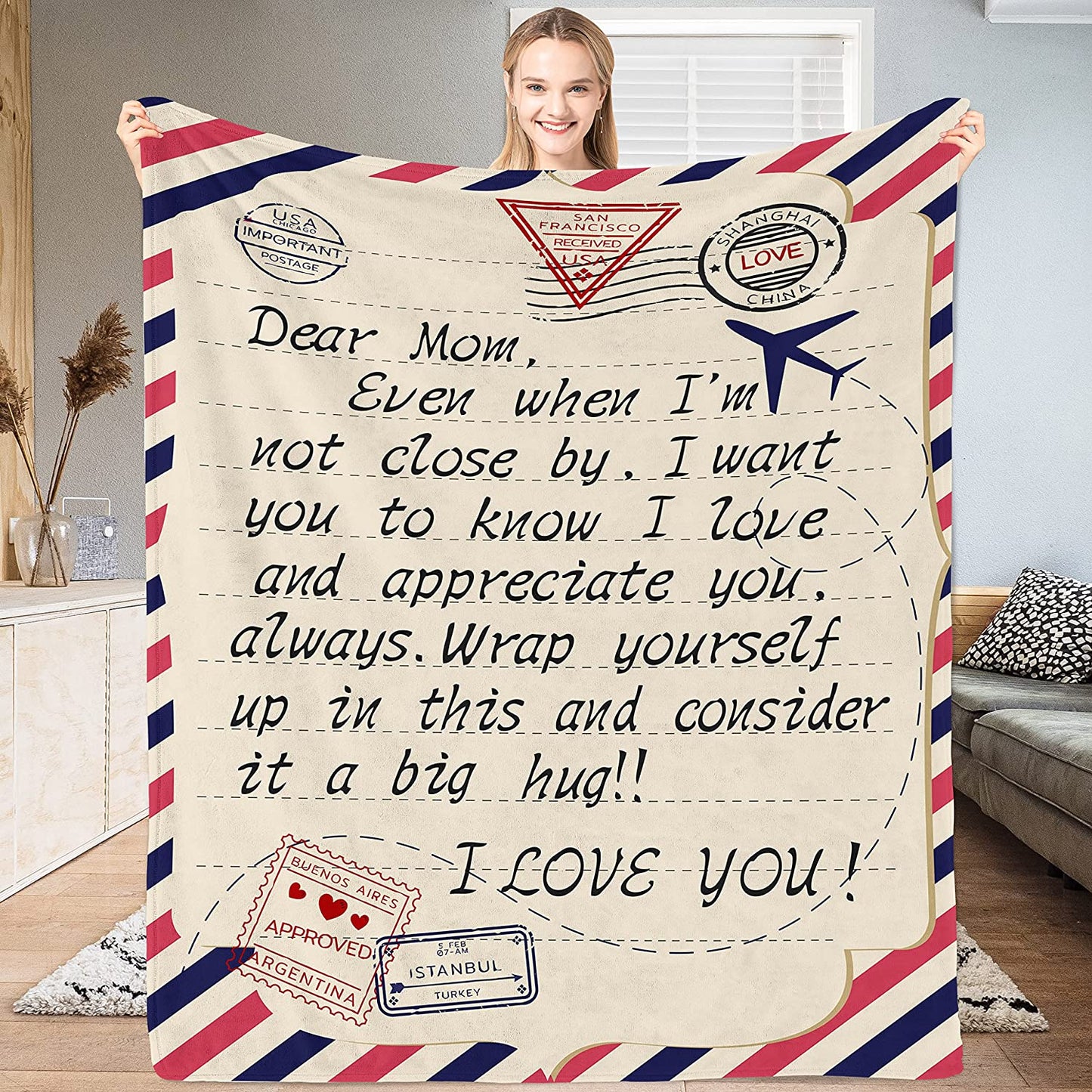 Gifts for Mom from Daughter/ Son Mom Gifts for Birthday from Husband Presents for Mom Who Has Everything Fuzzy Fleece Blanket with Letter Warm Soft