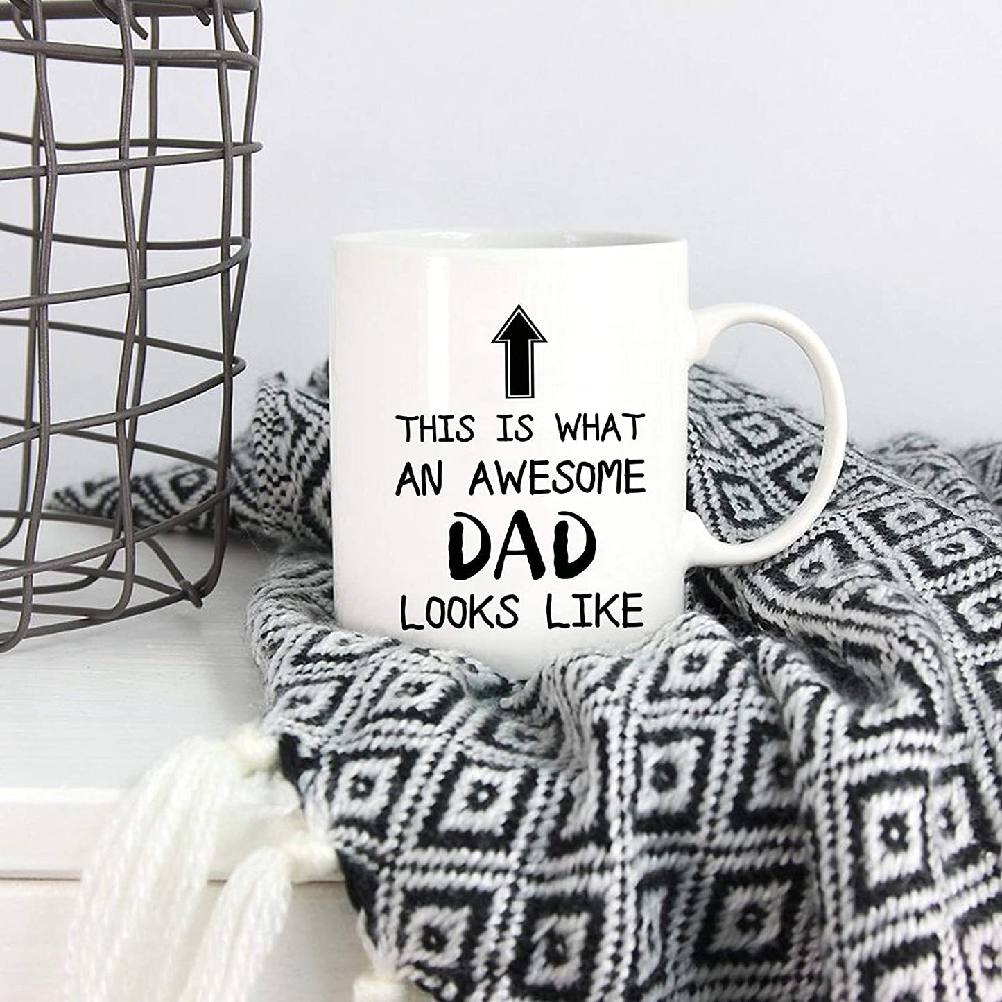 Christmas Gifts Funny Dad Coffee Mug, This Is What an Awesome Dad Looks Like, 11Oz Novelty Cups from Child Daughter Son Kids, Birthday Gifts for Dad